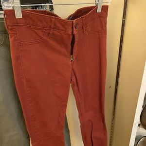 Red American Eagle jeggings